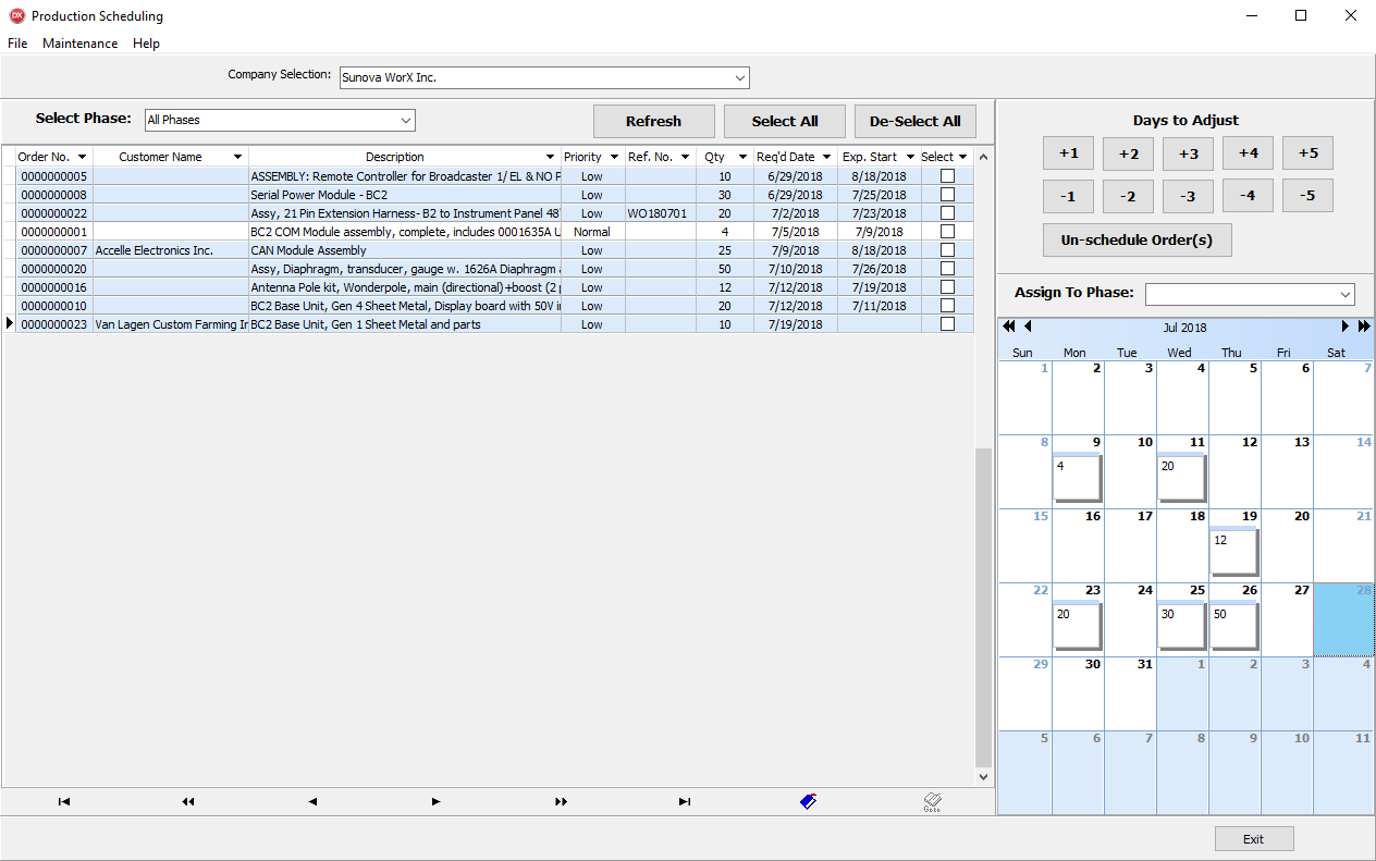 Production Scheduling Windows app showing a grid of Spire production orders, a phase filter, buttons to shift dates by one to five days, and a calendar of expected start dates